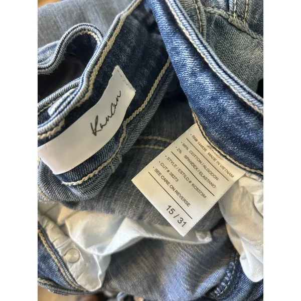 Kancan Women’s Size 15 / 31 Med Wash Distressed Estilo Jeans High Rise Tapered - Image 6