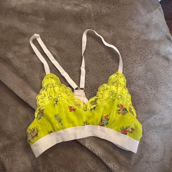 We are HAH (hot as hell) lace highlighter floral bralette - Image 2