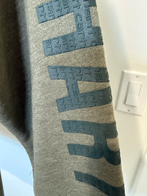 Carhartt Women’s Crewneck - Image 2