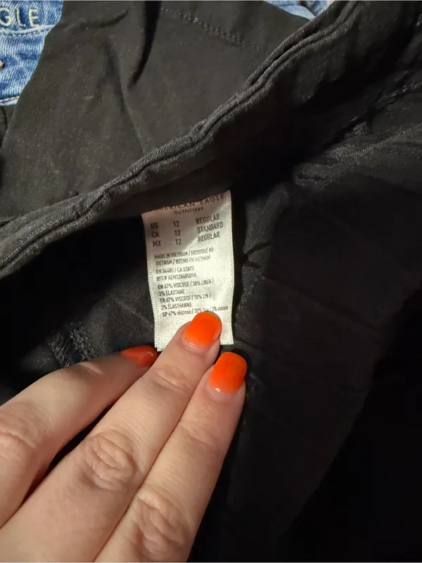 American Eagle Woman’s Black Casual Pleated Pants - Image 2