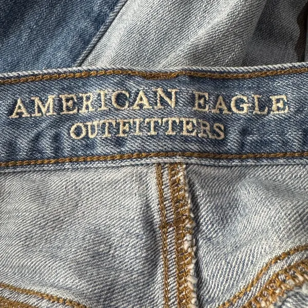 American Eagle SZ 6 Vintage Hi-Rise Cropped Jeans Button-Fly Two-Tone Chewed Hem - Image 10