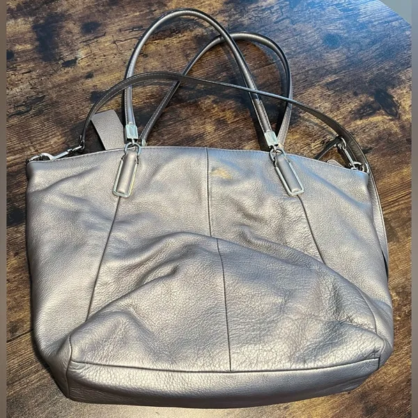 Coach | ladies Kelsey crossbody satchel handbag. - Image 5