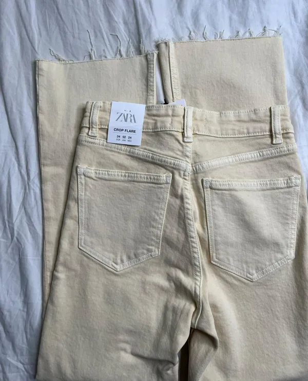 ZARA Crop Flare Jeans - Image 3
