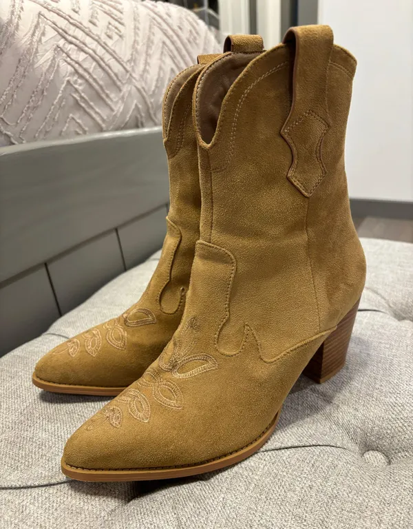 Suede Cowboy Boots Brown Size 8 - Image 5
