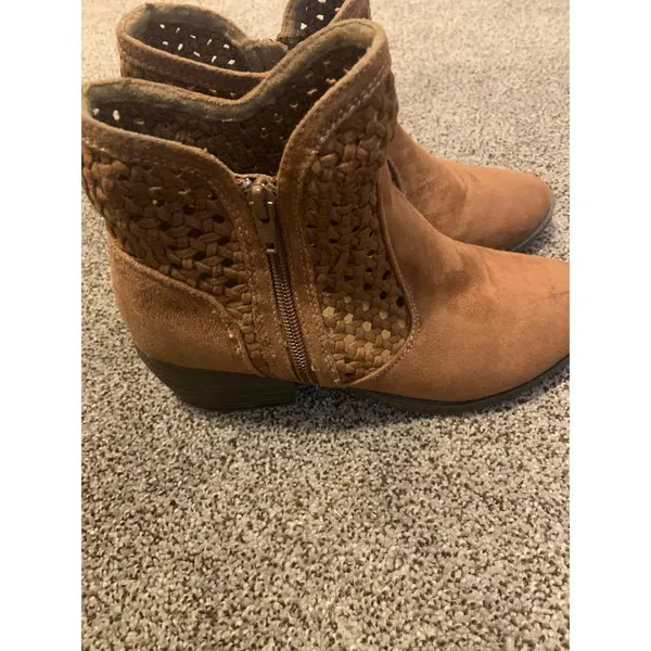 Mudd Ankle Boots Womens 8 Brown Good Woven Faux Suede Pointed Toe Stacked Heel - Image 2