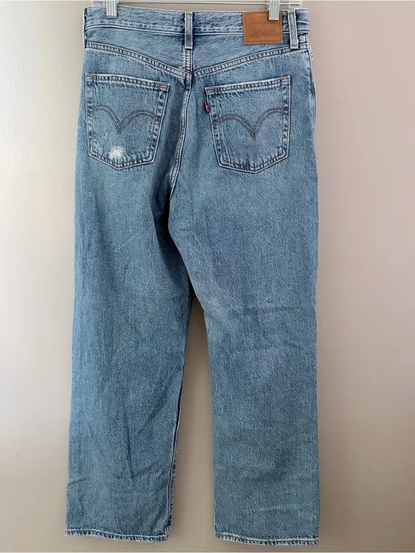 Levi's Premium Ribcage Straight Ankle Distressed Light Wash Jeans Size 28 - Image 2