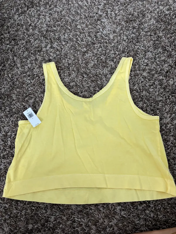 Old Navy Tank Top - Image 2