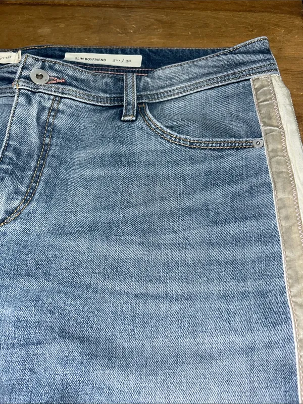 Pilcro and the Letterpress Anthropologie Slim Boyfriend Side Stripe Jeans Womans - Image 11
