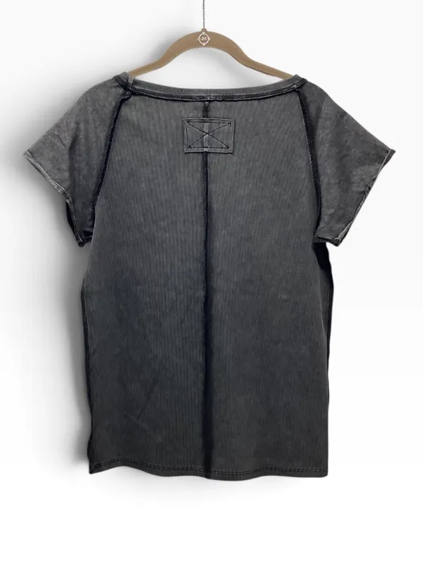 Easel charcoal gray ribbed short sleeve top Size Large - Image 2