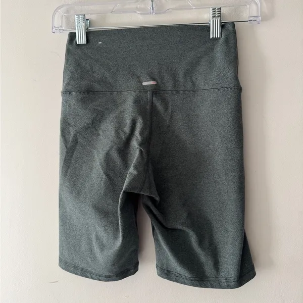 Aerie Chill Play Move‎ Biker Yoga Shorts Heather Green - Image 3