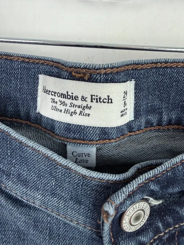 Abercrombie & Fitch Curve Love The '90s Straight Ultra High Rise Jeans 29 8 EUC - Image 5