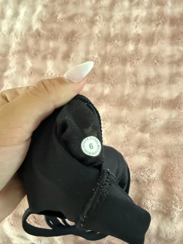 Lululemon Energy Sports Bra - Image 3