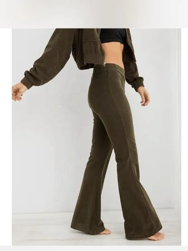Aerie Groove on Ribbed Velour flare pants in nomad olive green - Image 3
