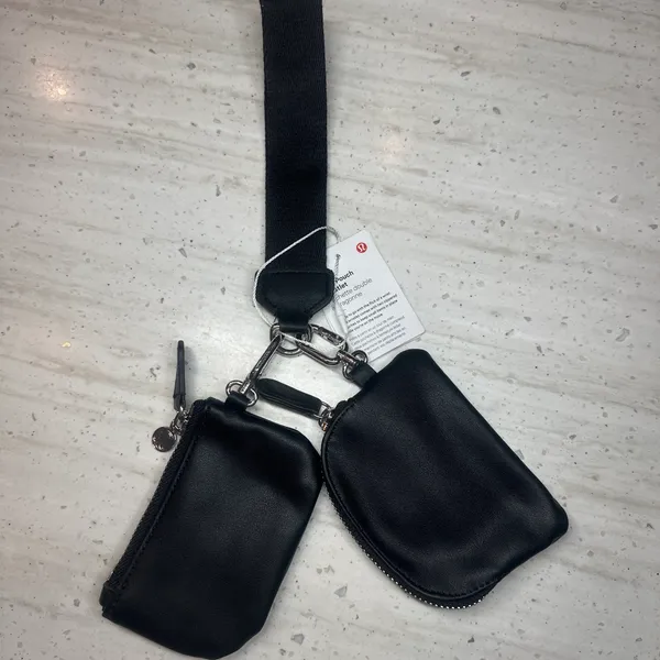 Lululemon Dual Pouch Wristlet Black - Image 3