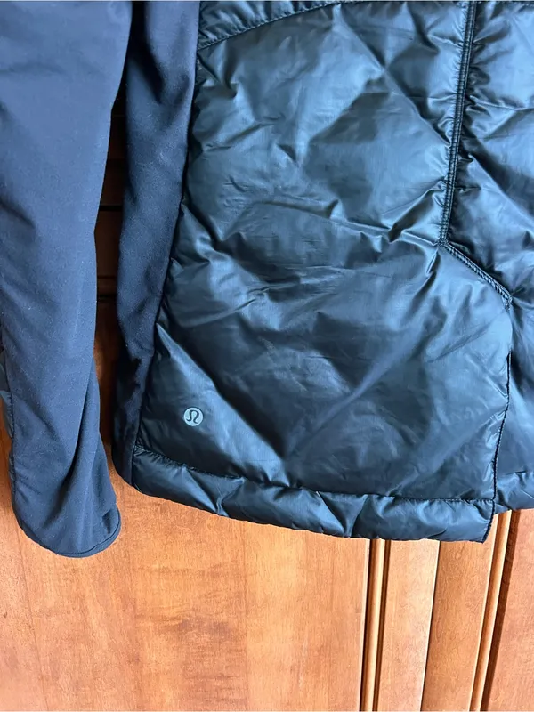 Lululemon down for a run pullover - Image 3