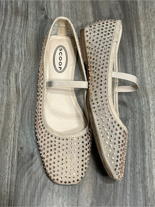 Scoop Embellished Mary Jane Flats in Light Beige - Image 9