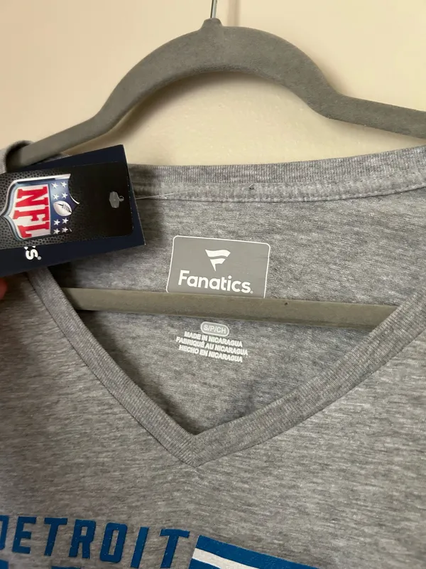 Fanatics NWT Detroit Lions Long Sleeve - Image 4