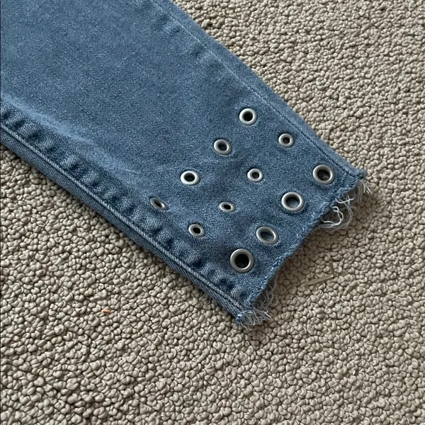 Rock & Republic Blue Skinny Jeans with Eyelet Detail - Image 6
