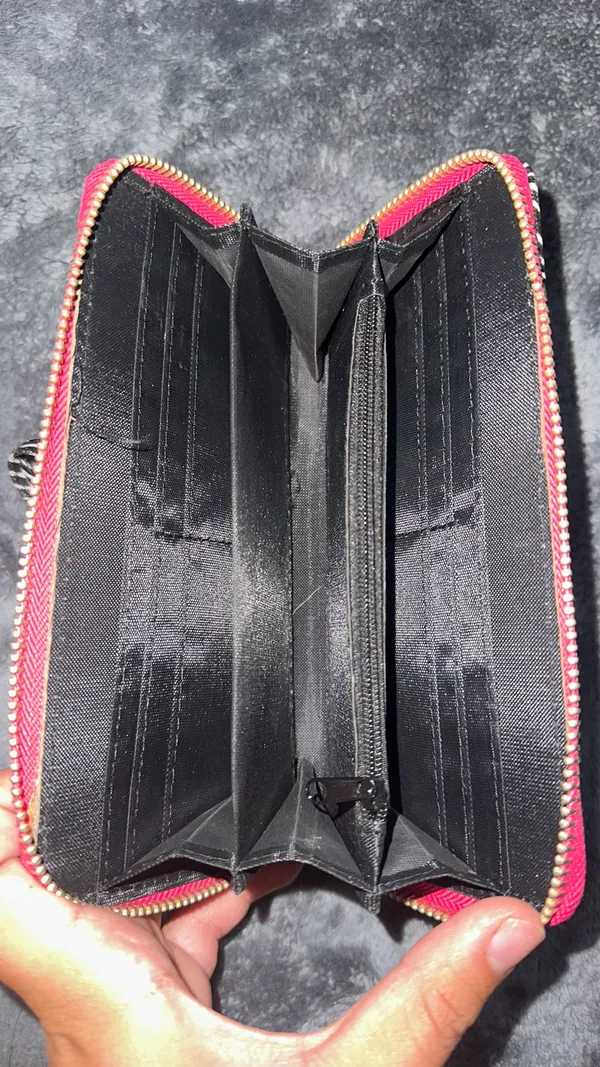 Wallet - Image 2