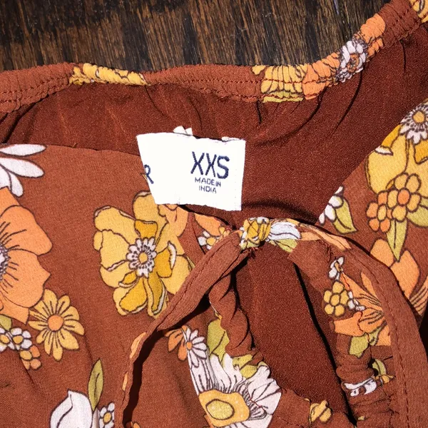 Hollister floral boho top size xxsmall - Image 4