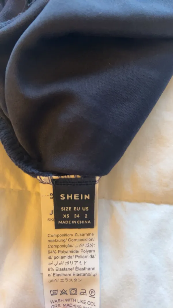Shein navy blue crop top  - Image 2