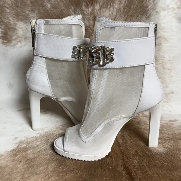 Karl Lagerfeld Paris Women's White‎ Blayze Lug Sole Peep Toe Bootie Size 5 B77 - Image 12