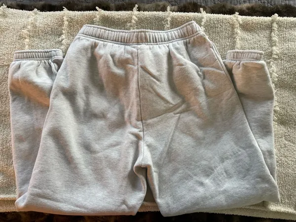 Aritzia Sweatfleece Sweatpants TNA Cuffed - Image 5