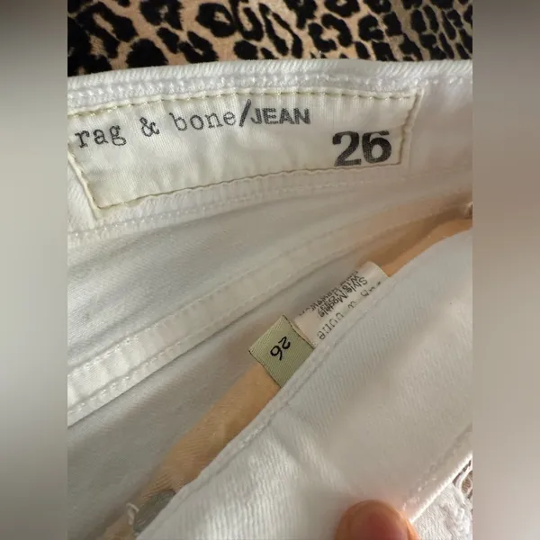 Rag and Bone The Mila‎ White Shorts Size 26 - Image 4