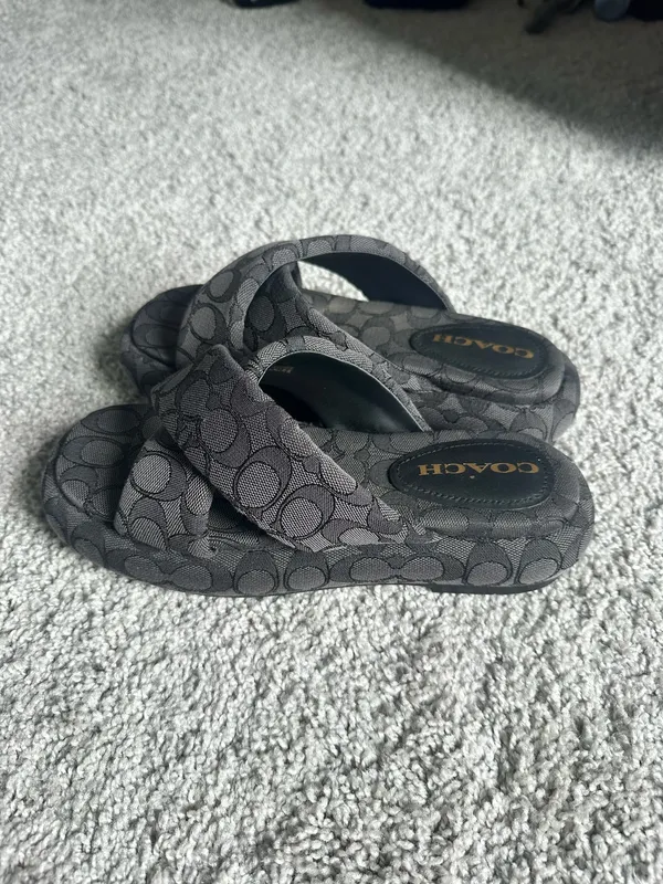 Coach platform sandals. Size 8 but fits and 8.5 perfectly! (Not wide feet friendly) - Image 2