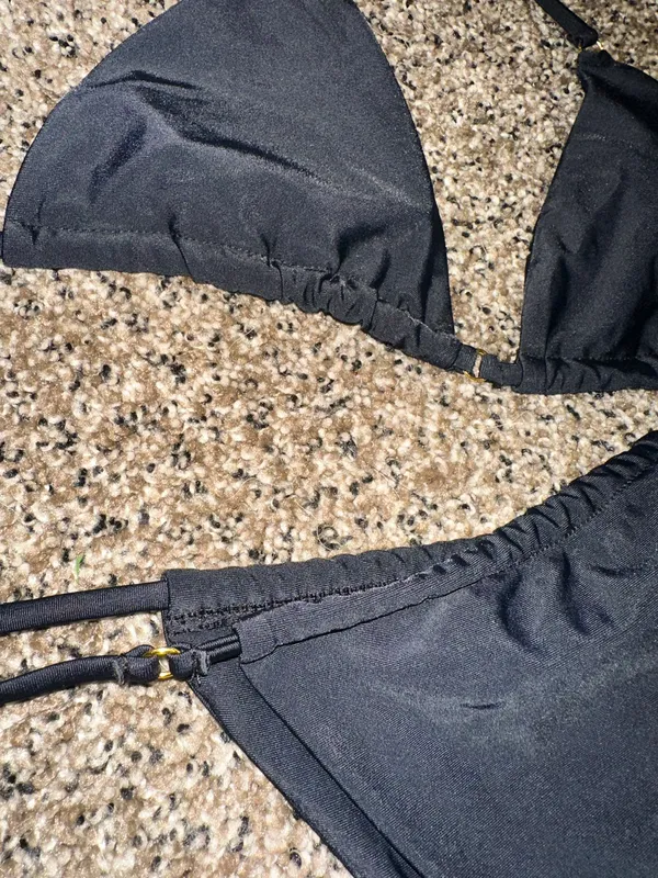 Black and gold bikini - Image 2