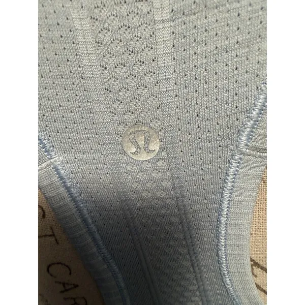 Lululemon Swiftly Tech Racerback Tank Top‎ Light Blue Size 6 Athletic Wear - Image 4