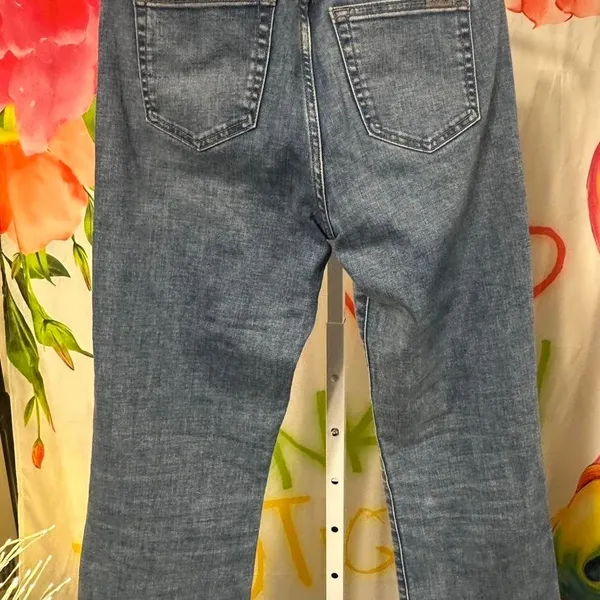 Joe's Jeans J48. blue denim jeans with button fly - Image 3