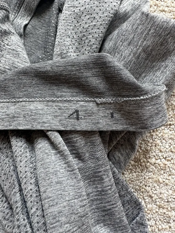 Lululemon Swiftly Tech Long Sleeve - Image 4