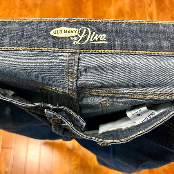Old Navy Blue Skinny Jeans with Distressed Details New Without Tags - Image 5
