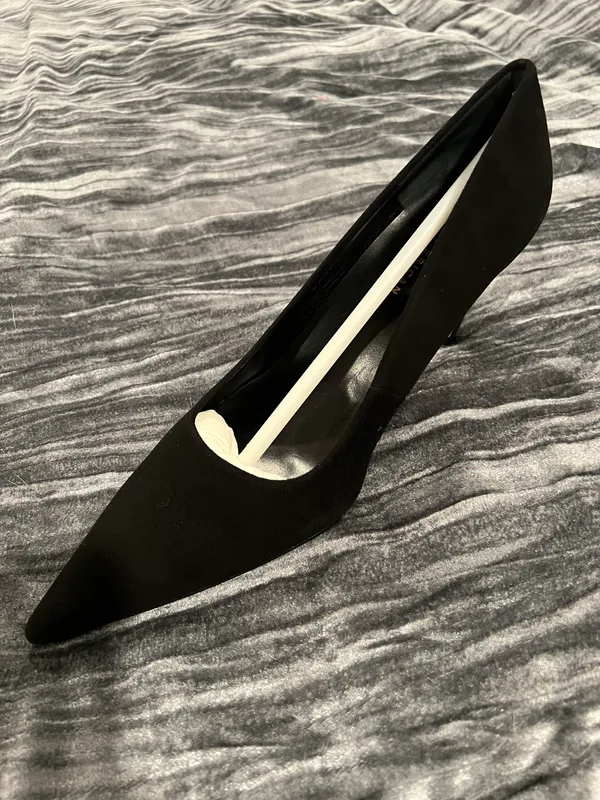 Good American suede heels Size 9 - Image 4