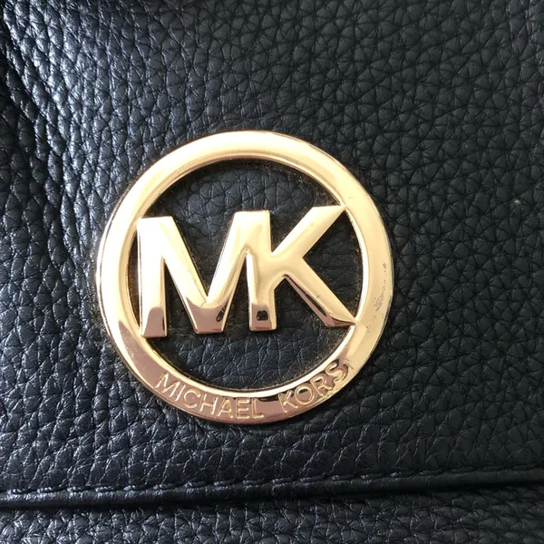 Michael Kors Black Shoulder Bag with Gold Accents - Image 2