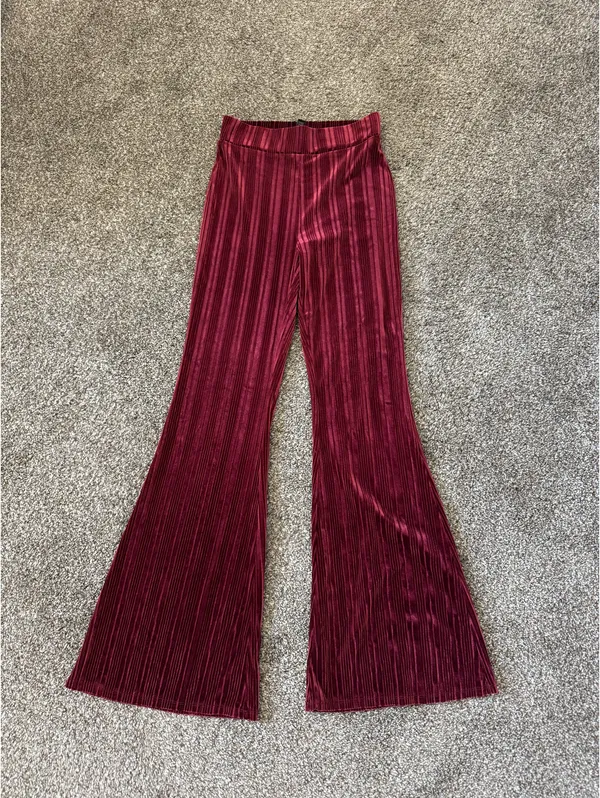 Red Velvet Forever 21 Pants Flare - Image 3