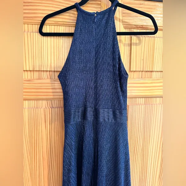 AQUA Formal Metallic Crinkle Halter Gown navy blue Size 0 NWOT - Image 7