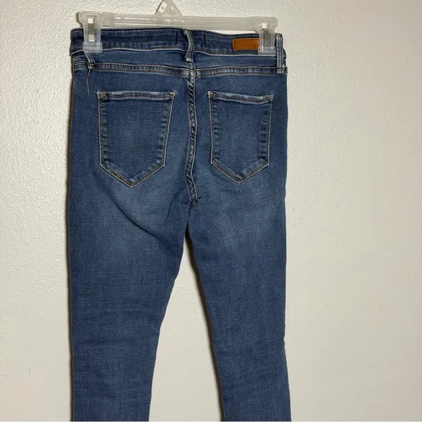 Abercrombie & Fitch Women Harper‎ Low Rise Ankle Distressed Blue Jeans size 0S - Image 6
