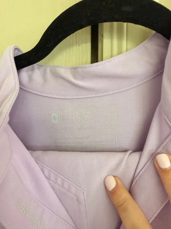 FIGS Scrubs Set - Image 3