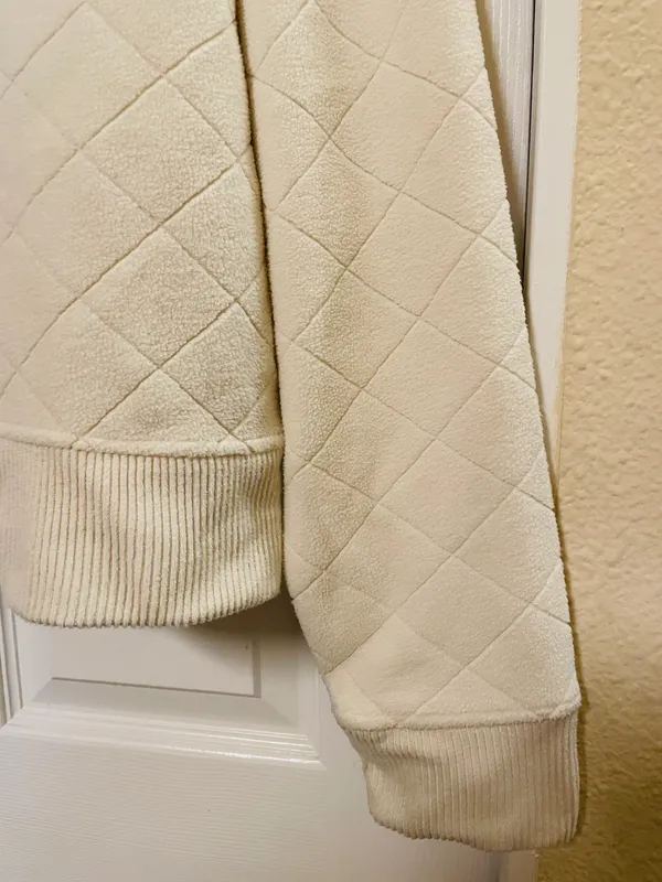 Avalanche Women’s Alpine Diamond Quilted Fleece Hoodie Cream Ivory size Medium - Image 5