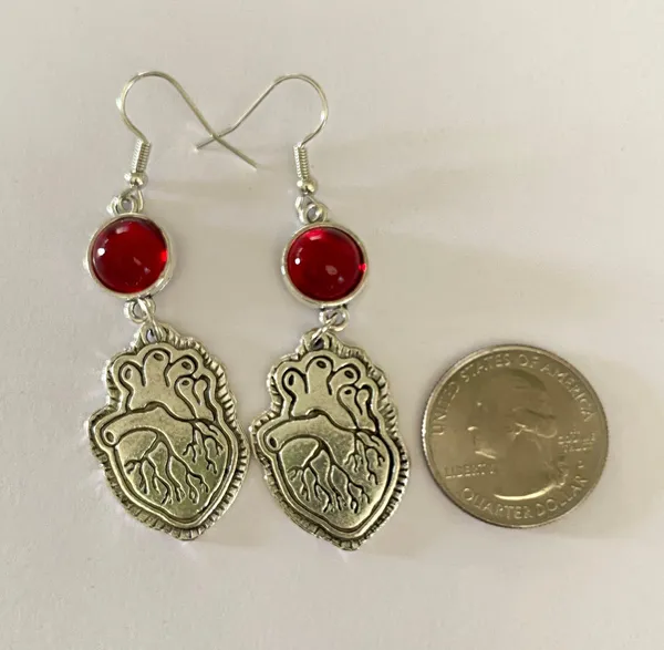 Handmade Kawaii fun horror gothic heart  dangle earrings✨ - Image 5