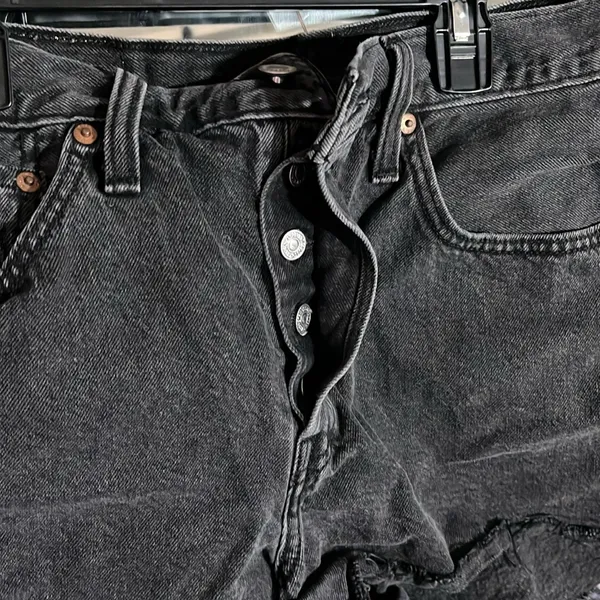Levi’s 501 cutoff denim button fly shorts size 30 - Image 2