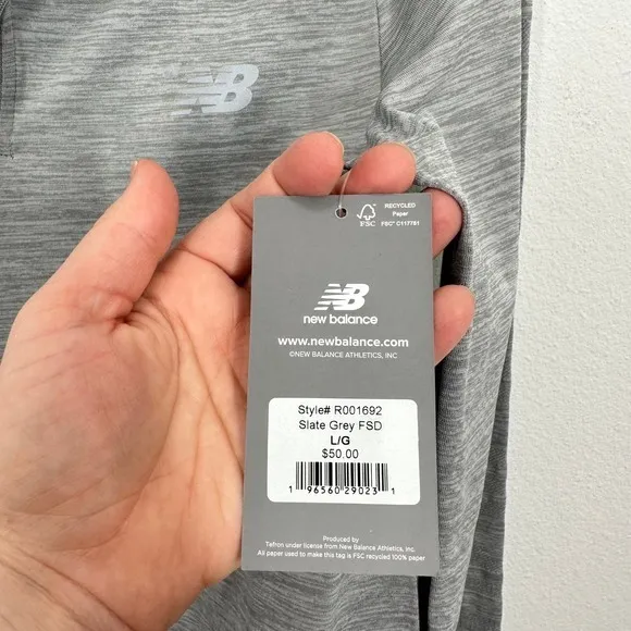 New Balance Women's Heather Gray Quarter Zip Long Sleeve Running Top‎ NWT - Image 8
