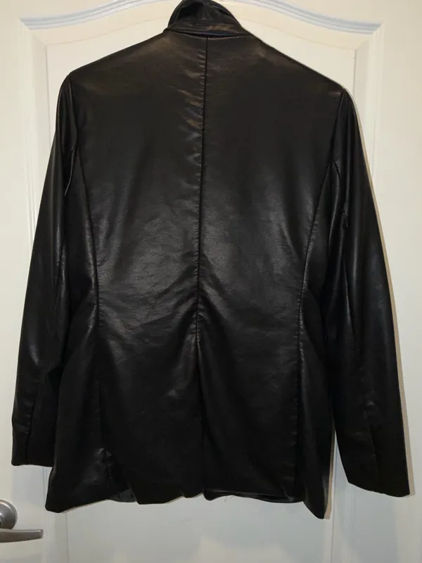 Windsor Black Vegan Leather Single-Button Blazer - Image 8