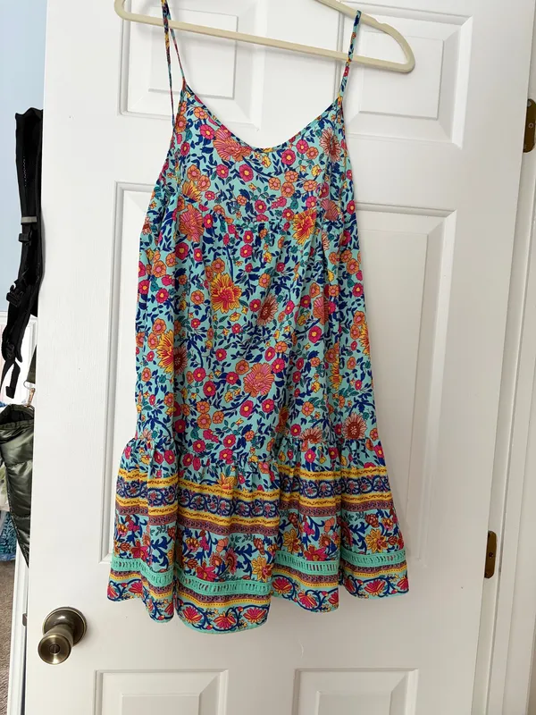 Boutique Floral flowy mini dress - Image 2