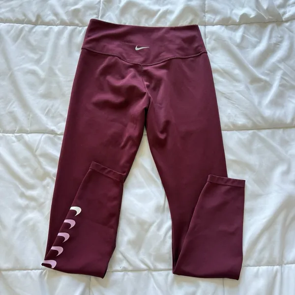 Nike Leggings Womens Size Small Purple Yoga‎ Activewear Running Gym Pocket - Image 9