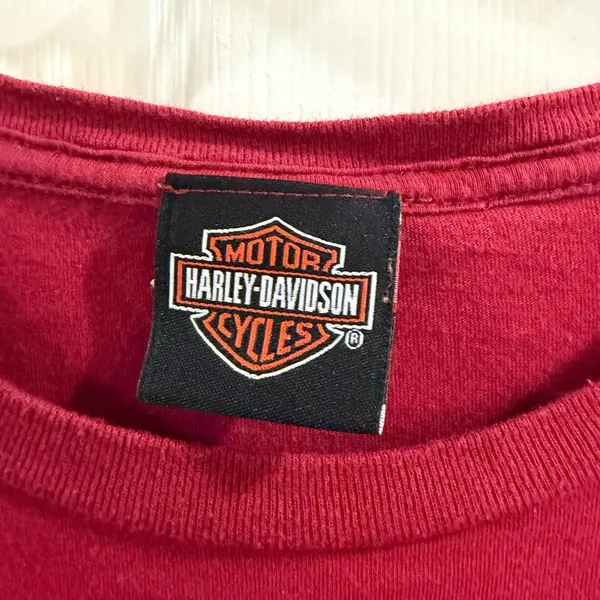 Harley-Davidson Red Crewneck Tee with Classic Bar & Shield Logo - Image 3