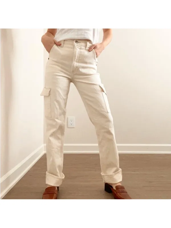Abercrombie and Fitch Straight-Leg Cream Cargo Jeans for Women - Image 4