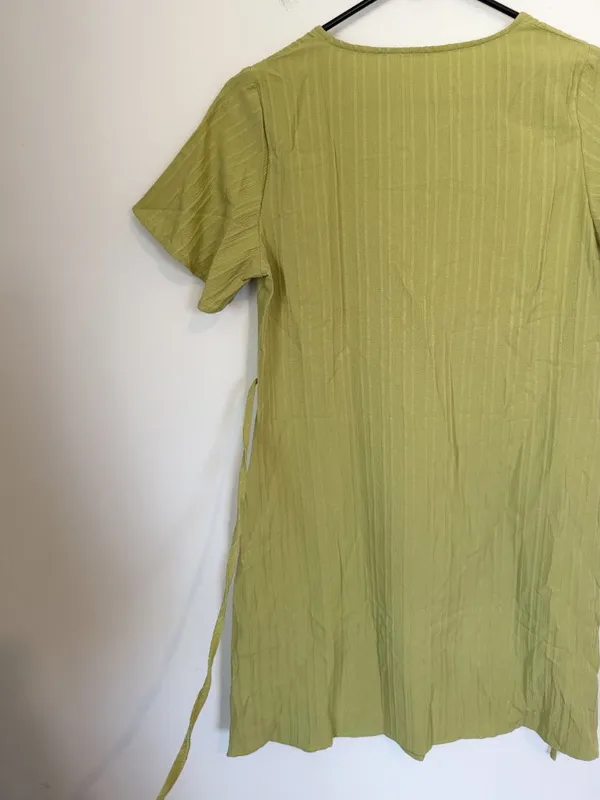 NWT Cupshe Green Flared Sleeve Mini Dress - Size: Small - Image 6